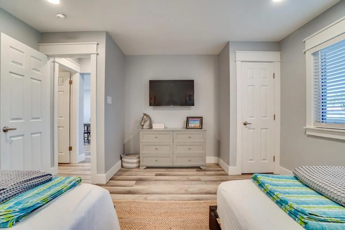 Ramsgate 22 Premium Quality One Level Fully Renovated Apartment Panama City Beach