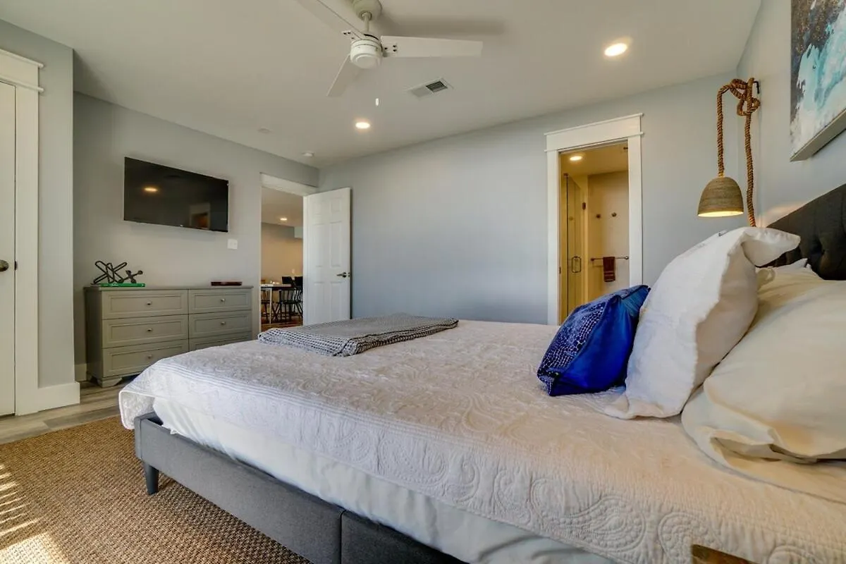 Ramsgate 22 Premium Quality One Level Fully Renovated Apartment Panama City Beach